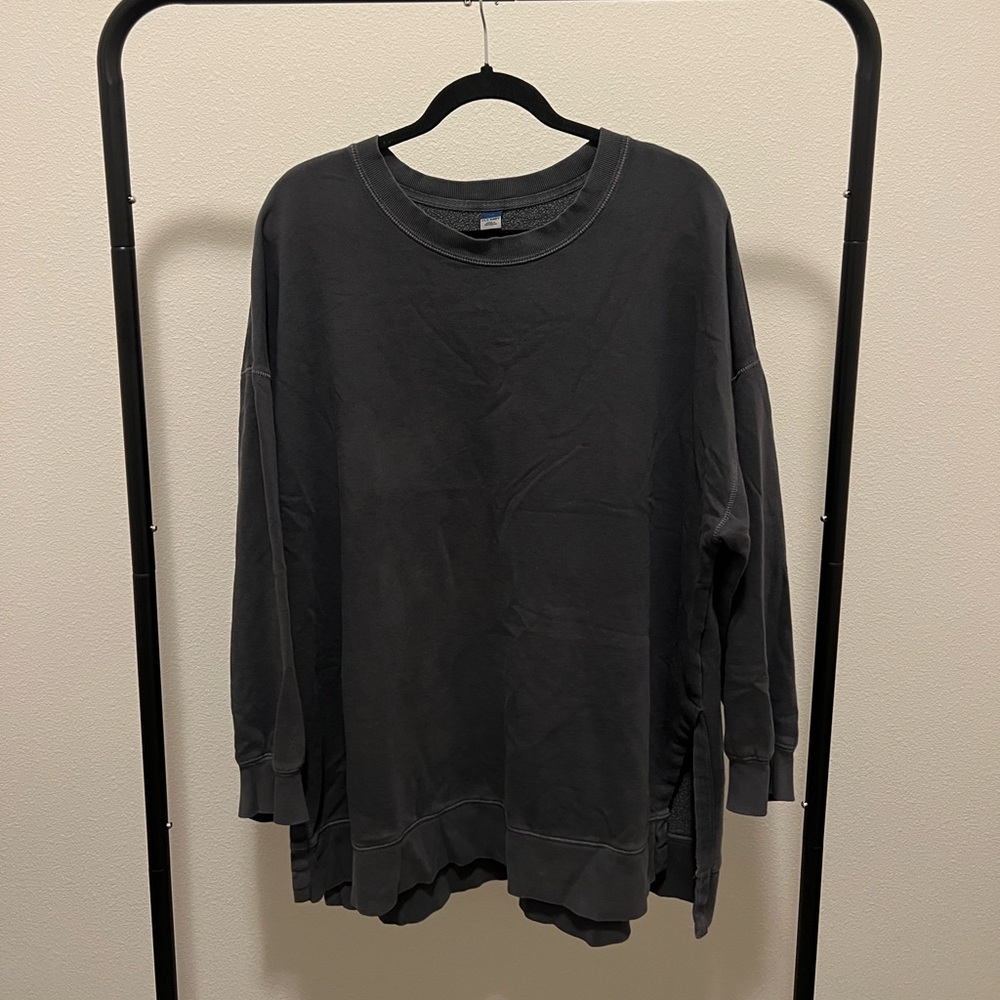 Old Navy crew neck sweater in dark grey with slits